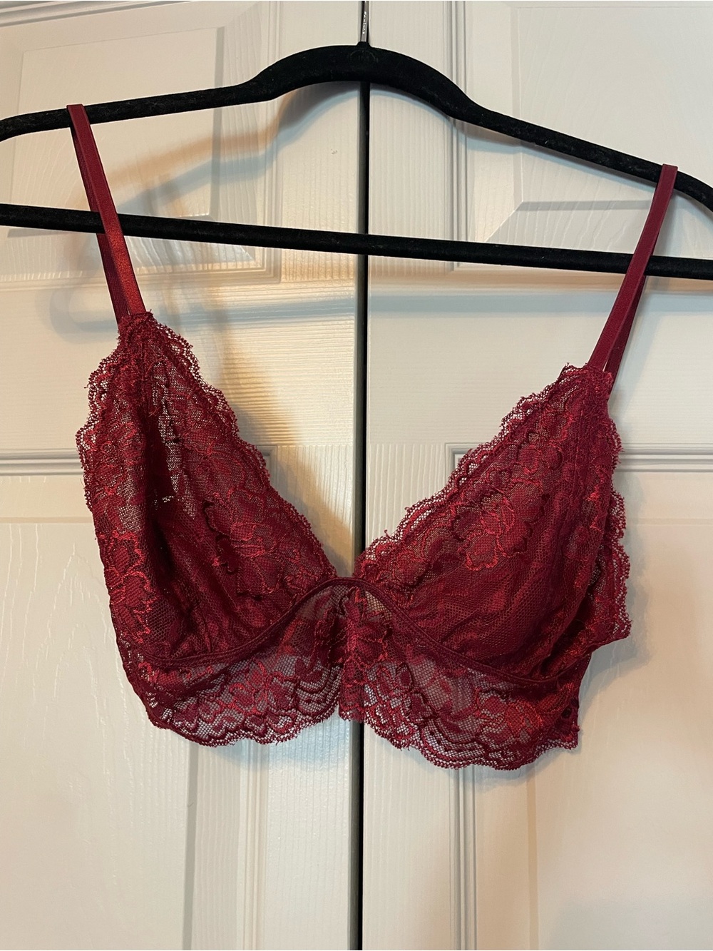 Anemone Lace Bralette in Burgundy